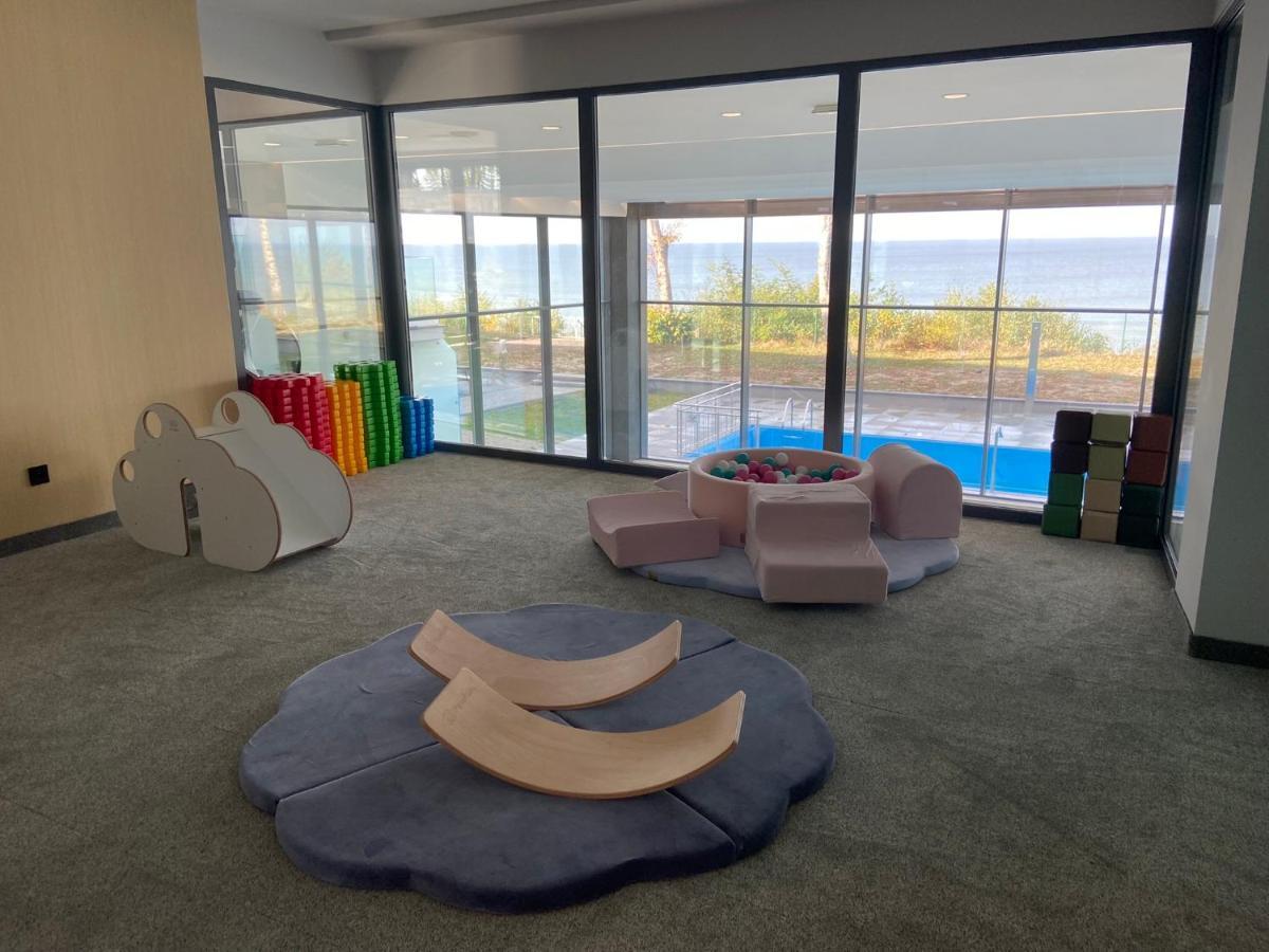 Hs Apartamenty Hevenia Sun Widok Na Morze Rewal Εξωτερικό φωτογραφία